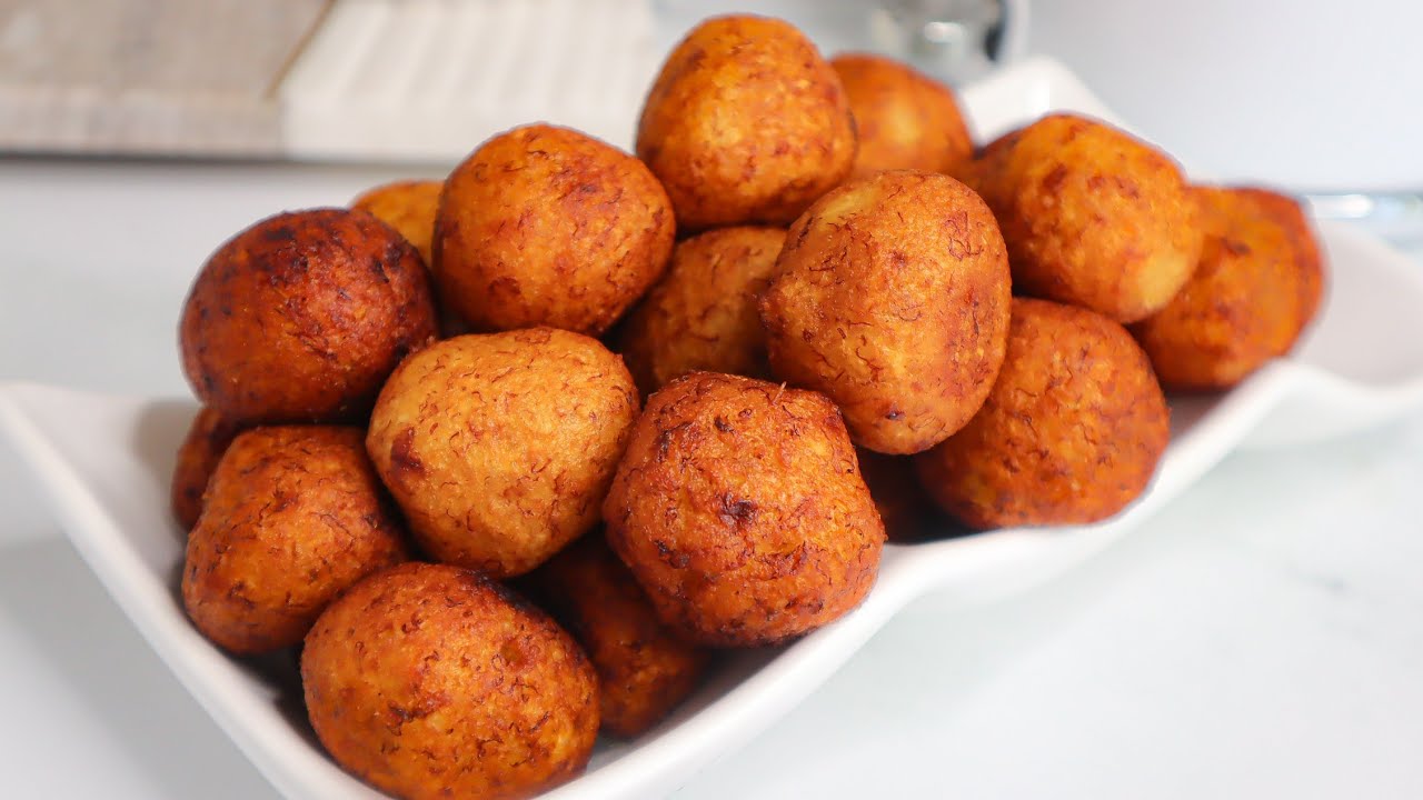 If you have Banana and some Yuca (Cassava) make these snacks. Accra/Akara Banana Recipe.
