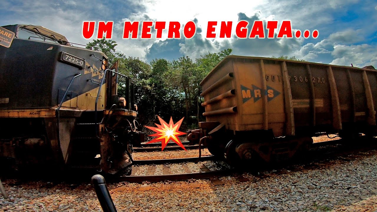 Manobra de engate de locomotiva de auxílio na cauda do trem no pátio do km575 em Brumadinho