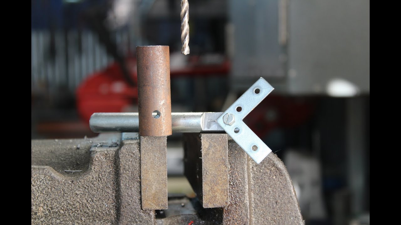 Centratore per tondi fai da te (homemade drill jig)