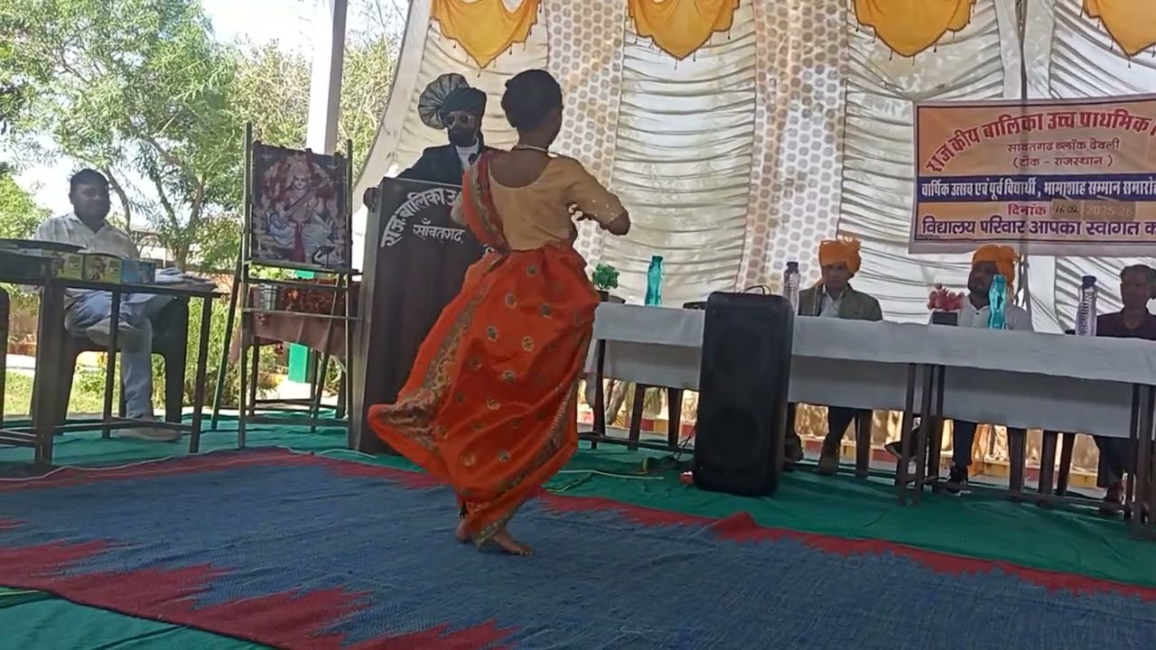 आरंभ है प्रचंड है