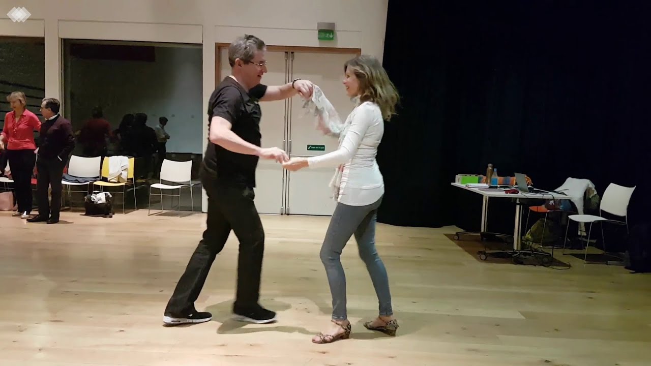 Setenta y Tres, in 2 min   Cuban Salsa Moves #16