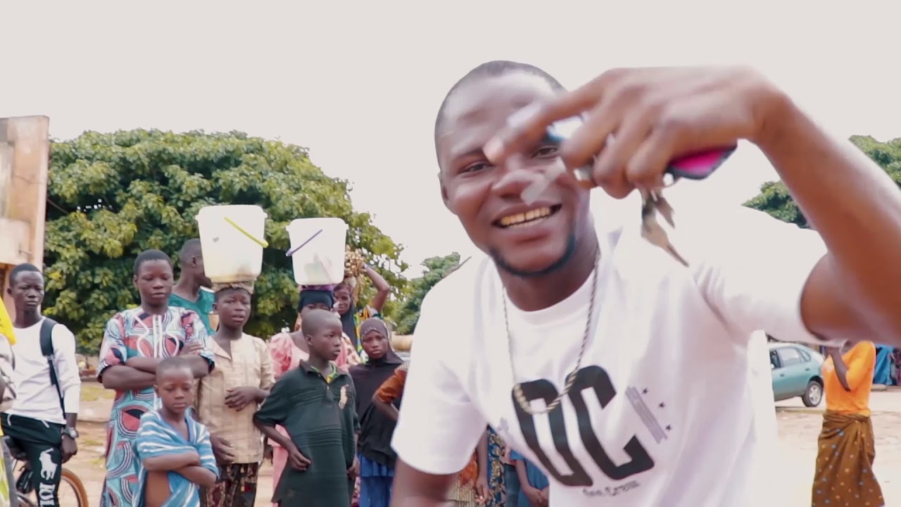 One Crew feat Bahi Tandari  _ Wô kani Hôlê ( Clips officiel ) by Izi Films