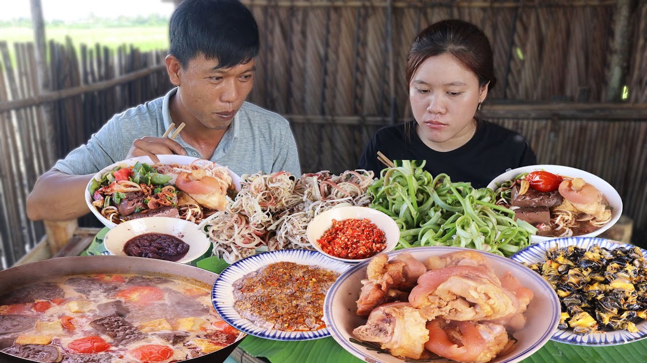 Làm Nồi Bún Riêu Cua Đồng Cực Ngon Đậm Chất Quê Nhà | VTNam Vlog