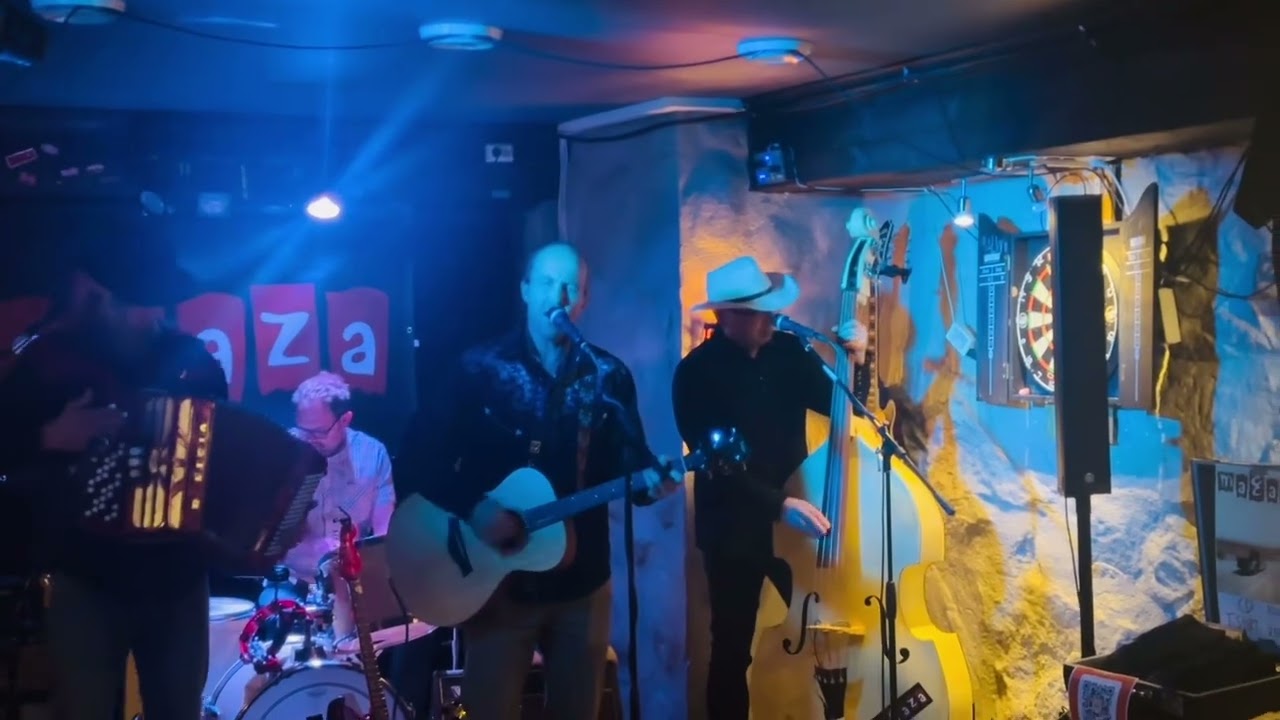 Magaza med l&aring;ten Dalarna fr&aring;n FoLK kulturcaf&eacute; Mysen Norge 