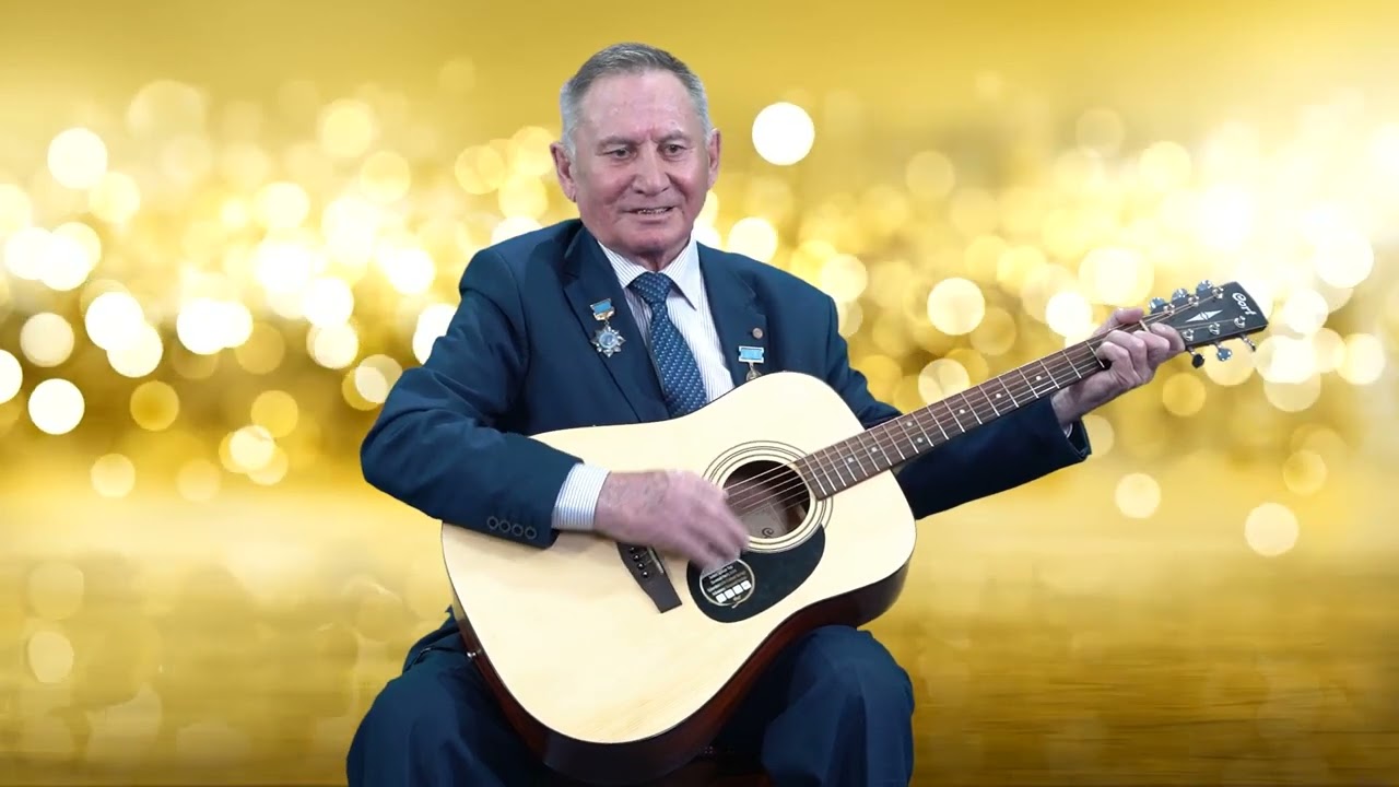 Қасенов Бейбіт ән шашу