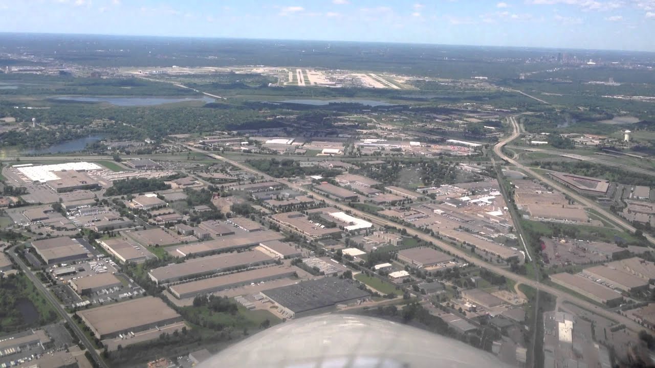 Approach and Landing at MINNEAPOLIS!