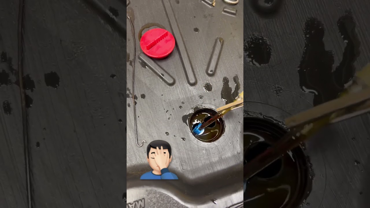 😫👨🏻&zwj;🔧 #bikemaintenance #bicyclerepair #tools #roadcycling #pain #bikemechanic #shorts #best