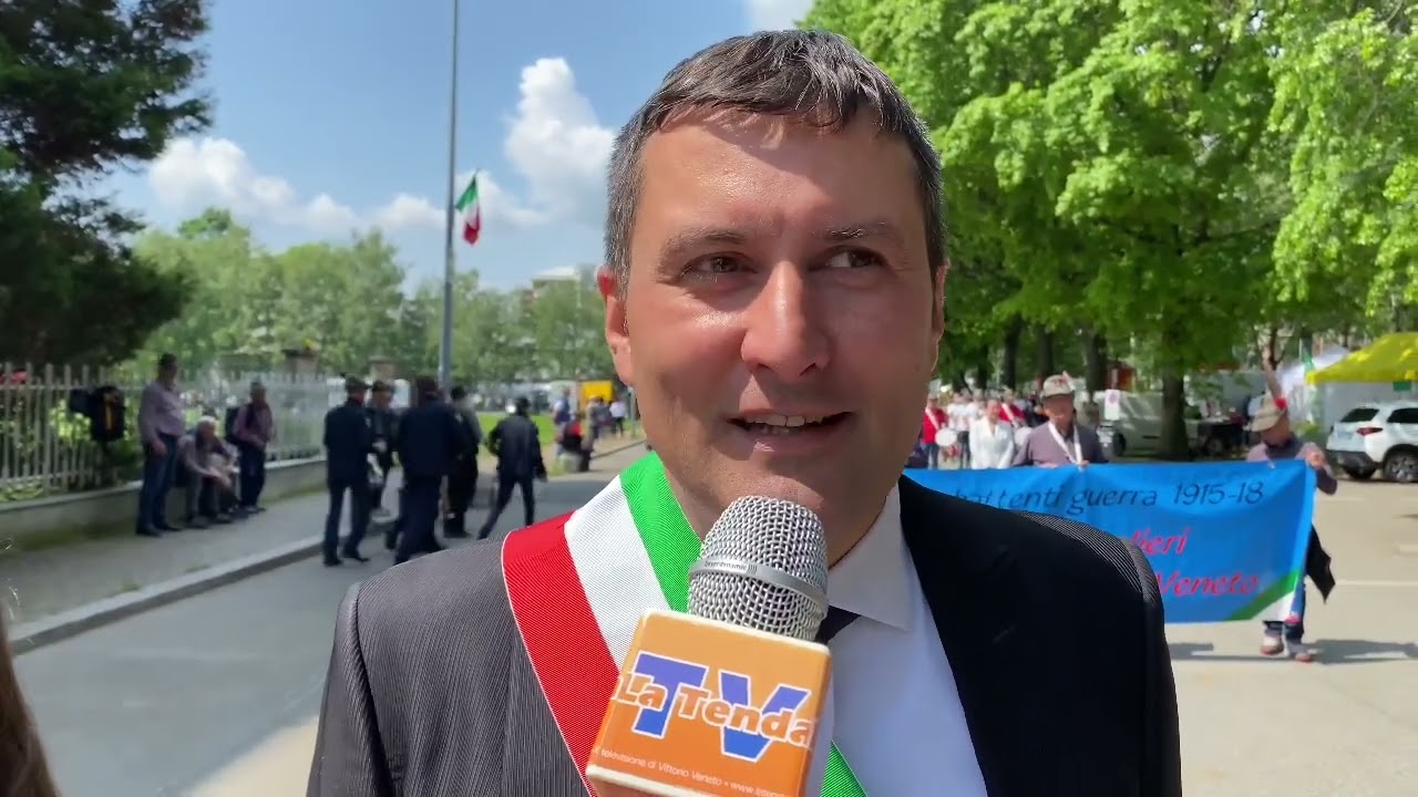 Adunata Nazionale Alpini - Biella - I sindaci della sezione di Vittorio Veneto
