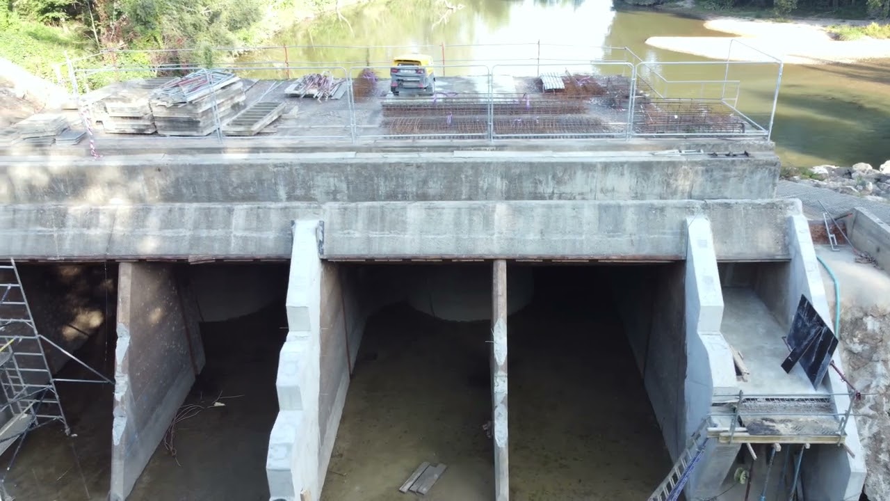 Centrale hydro&eacute;lectrique N&egrave;grepelisse