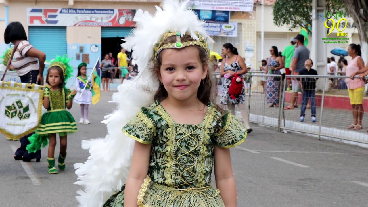 Desfile do Educandário São Francisco de Assis - Glória 90 anos