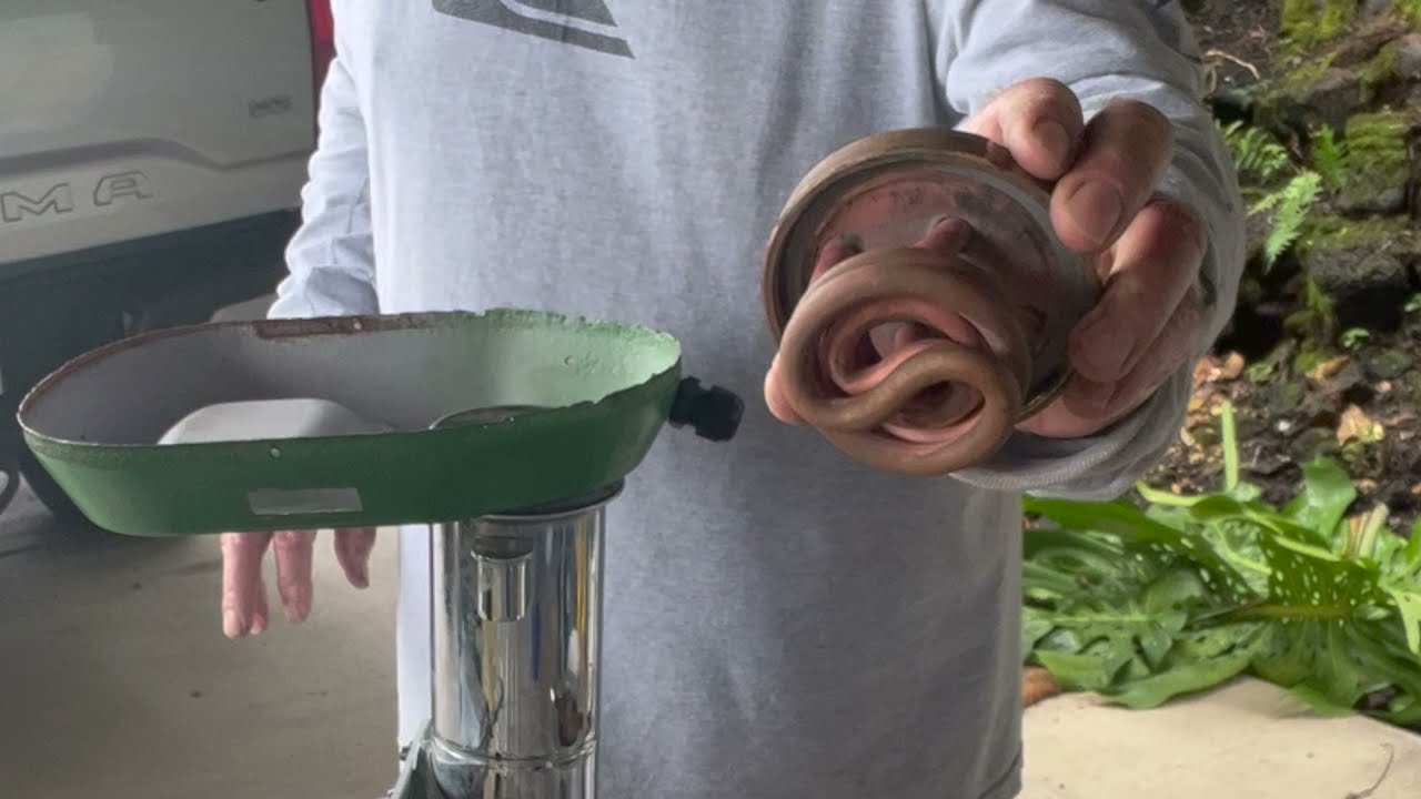 la pavoni cap element gasket & back on part 3   #lapavoni #espresso #homemadetool #coffee