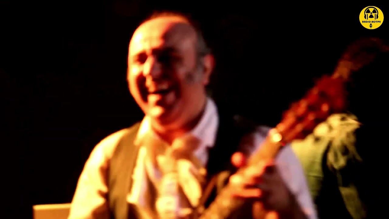 Zeytoon band - B&ouml;y&uuml;k adam (Azerbaijan Rock) Live