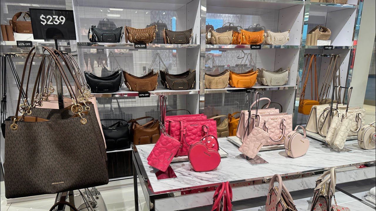 MICHAEL KORS OUTLET 🇨🇦 ~SALE ~BAG~WALLET ~SHOES ~#shopping #sale 