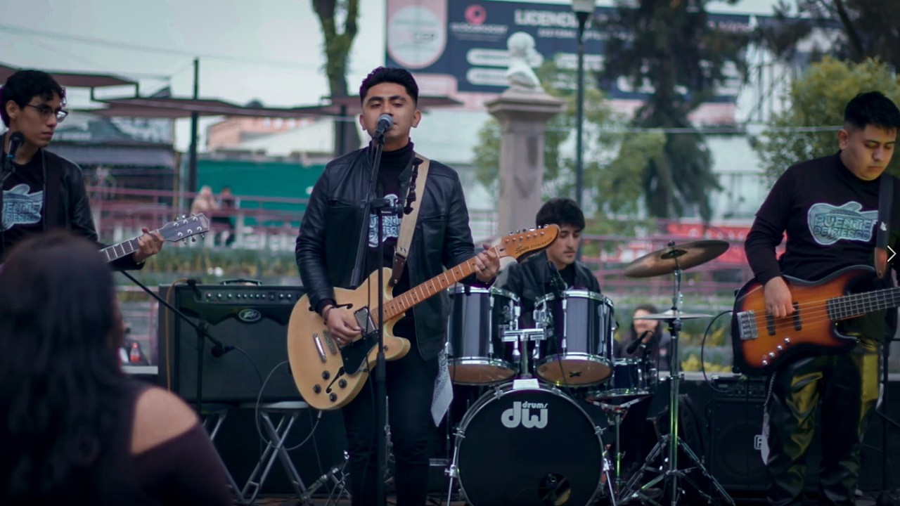 No Tengo Tiempo (Heavy Nopal) - Puente de Fierro | Rock Mexicano en Vivo