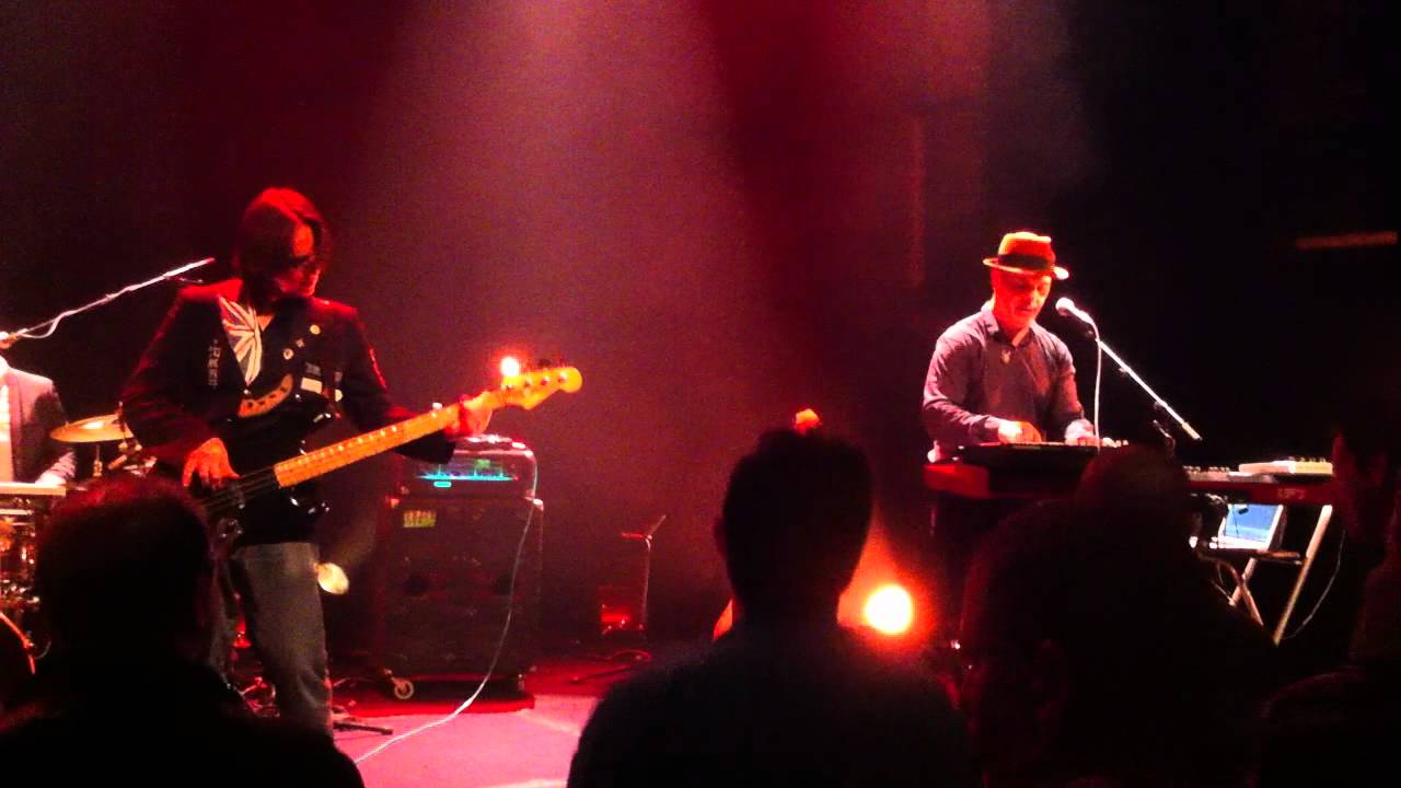 Thomas Dolby 'Hyperactive' - Live @ Le Café De La Danse (21-05-2012)