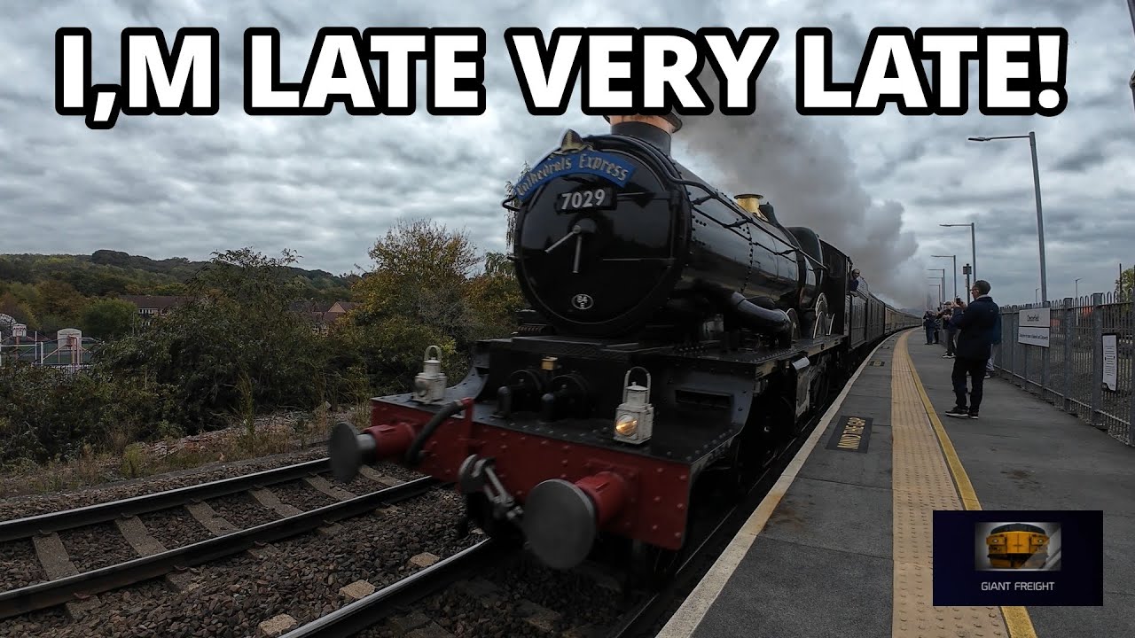Class 58 Triple Header And 7029 Cluin Castle Fights A Losing Battle!