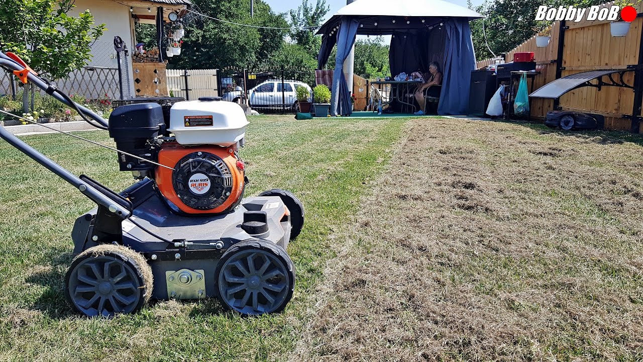Scot uscatura din gazon cu scarificatorul pe benzina / Lawn scarification