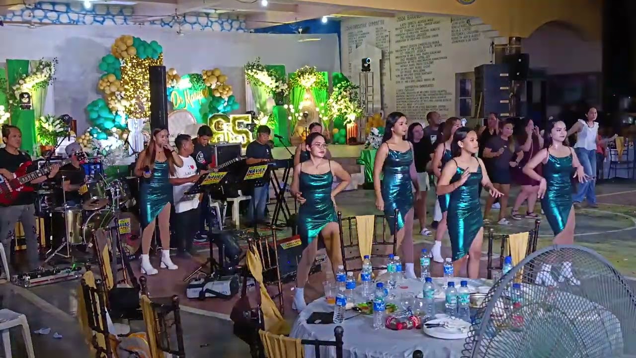 Танцы без остановки в деревне Сантос, Кесон, Исабела, с группой CTJ NAVAS BAND, тел.: 09168442301