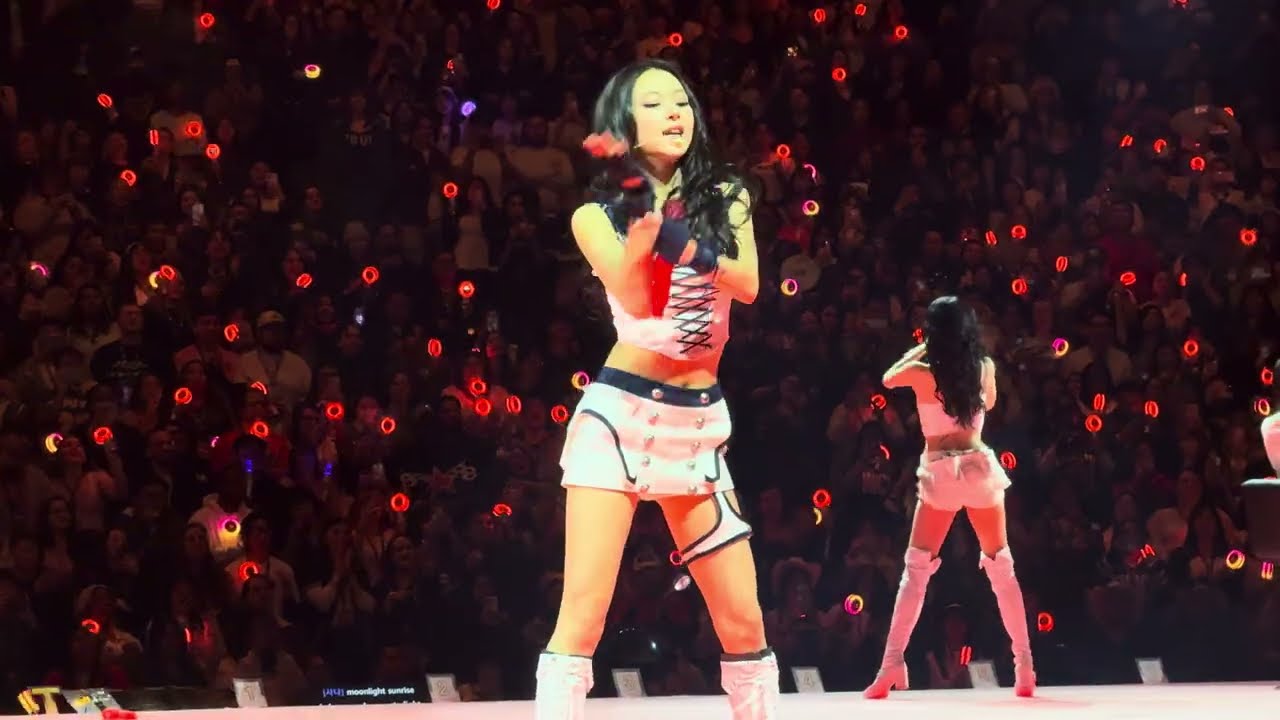 TWICE -  MOONLIGHT SUNRISE (DALLAS DAY 1 - THIS IS FOR WORLD TOUR 2026) - 310126