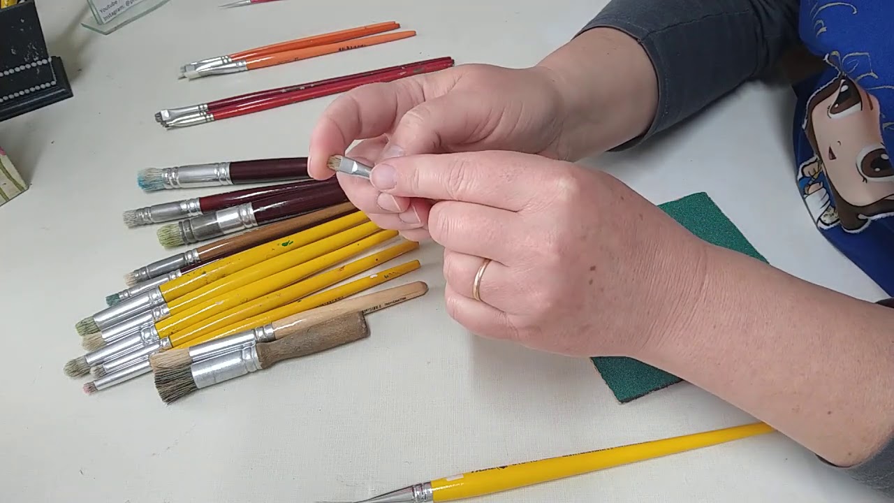 114 - Pincéis - Qual é o pincel ideal? Como cortar, desbastar e ajeitar seu pincel!
