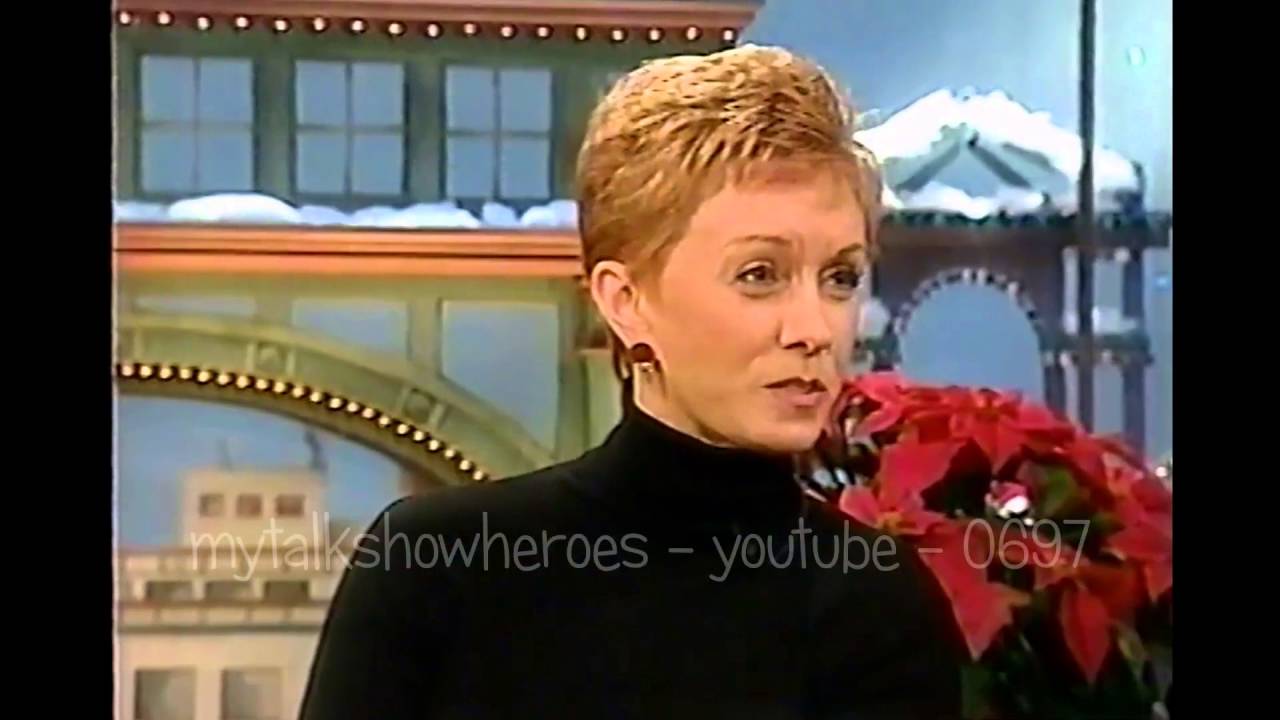 SANDY DUNCAN HAS FUN WITH ROSIE