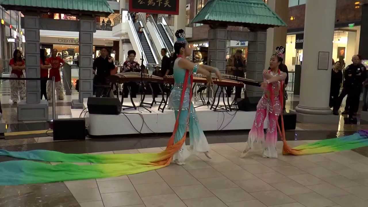 140209 WestFieldLunarNewYear 00000