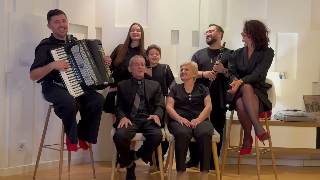 Familja MAXHUNI - Robi plaket kur don vet (cover)