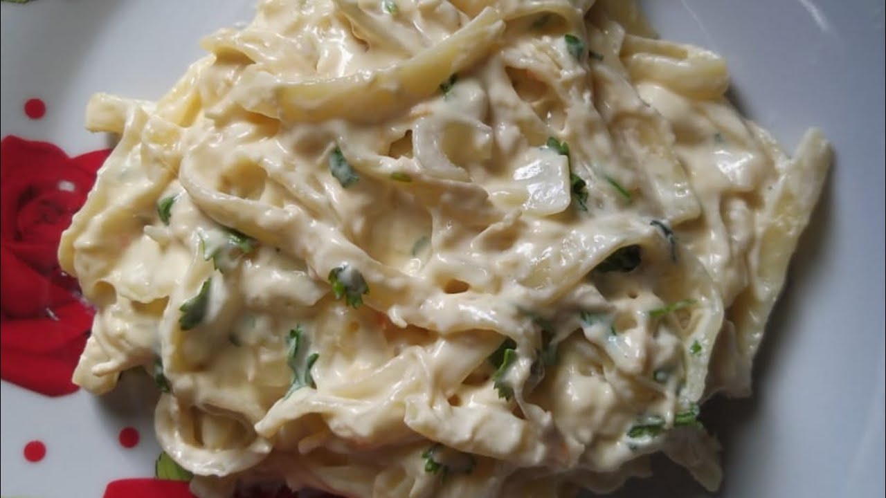 COMO FAZER FETTUCCINE AO MOLHO BRANCO | SUPER FÁCIL