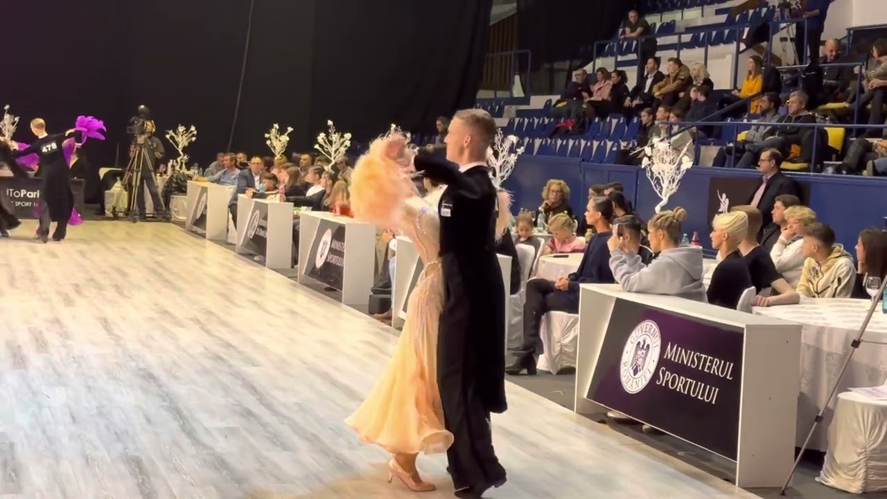 Přikryl Tomáš - Los Chovancová Sanela, WDSF World Open Standard, Timisoara 2022, Final, Slowfox