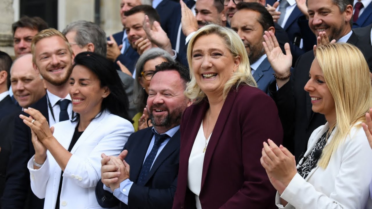 Arriv&eacute;e des d&eacute;put&eacute;s RN &agrave; l'Assembl&eacute;e : Marine Le Pen met ses troupes en ordre de marche