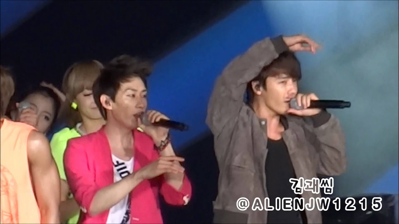 120818 SMTOWN LIVE WORLD TOURⅢ 슈퍼주니어 (Feat. F(x)) - Oops!!