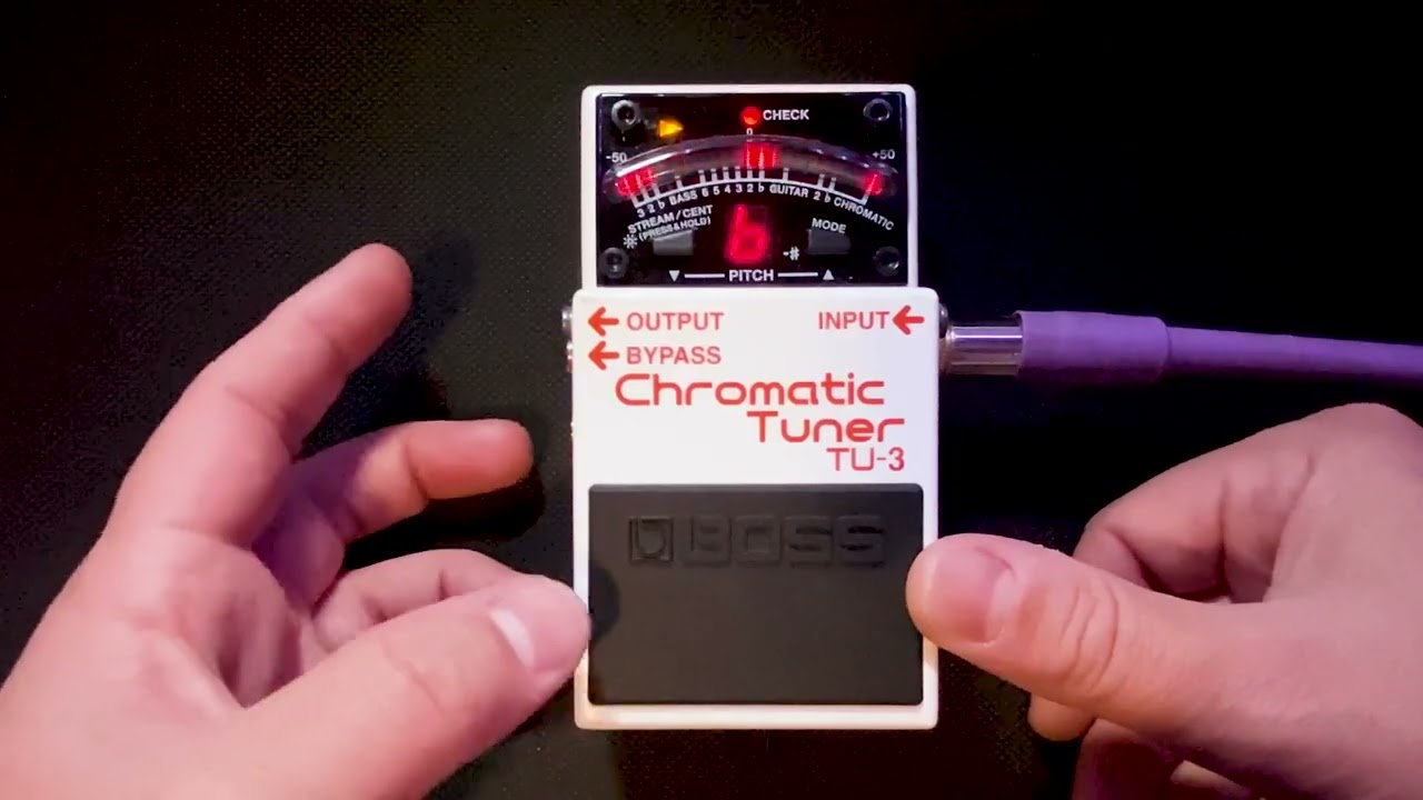 PEDAL AFINADOR BOSS TU3 - Afinador Cromático - Vale a pena? Afinador de guitarra e baixo