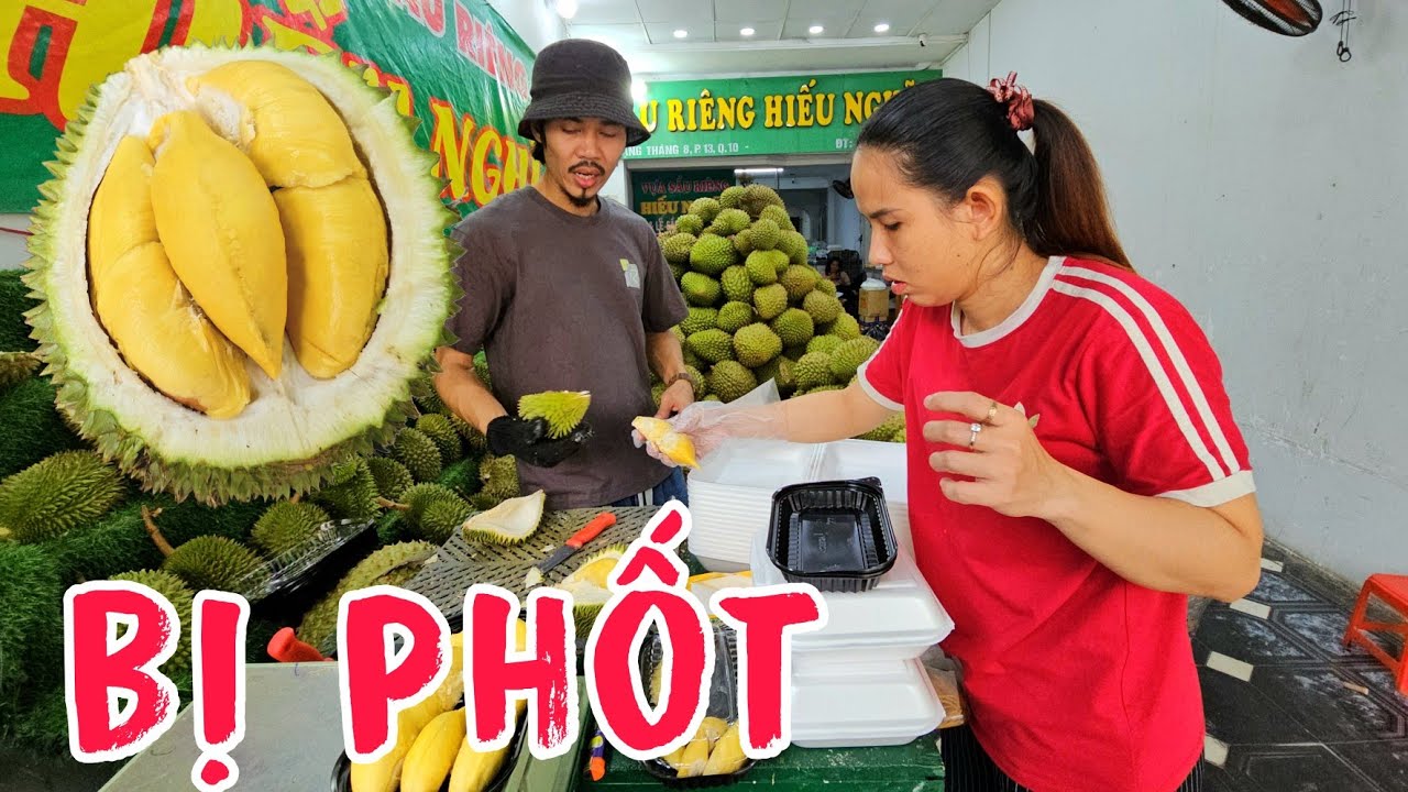 Bất Ngờ Nhân Viên Vựa Sầu Riêng Hiếu Nghĩa Bị Khách Hàng 