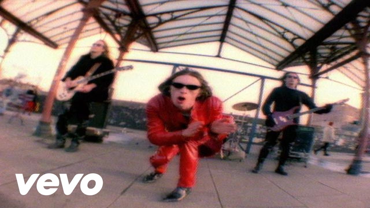 Sultans Of Ping F.C. - Wake Up And Scratch (Beta Video)