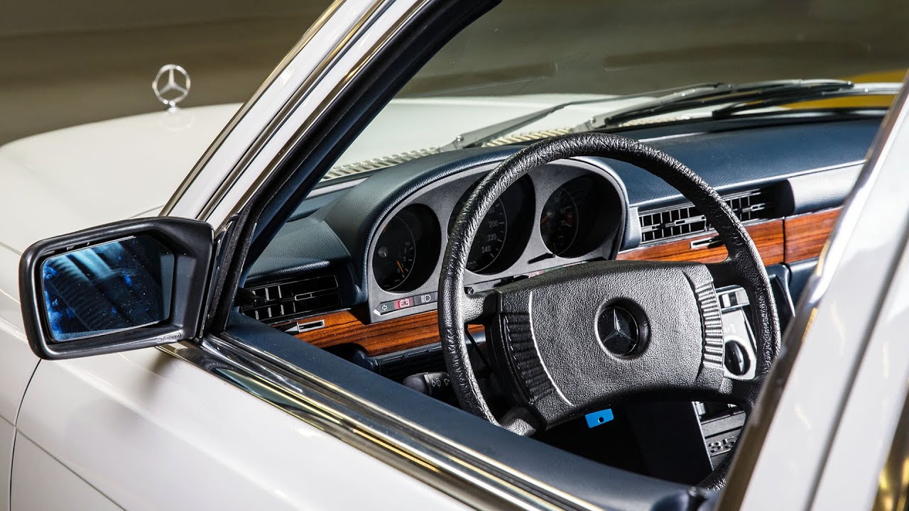 1977 Mercedes-Benz 350 SEL w116 with the M116 engine