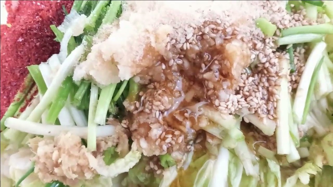 봄동겉절이 와 배추부추겉절이