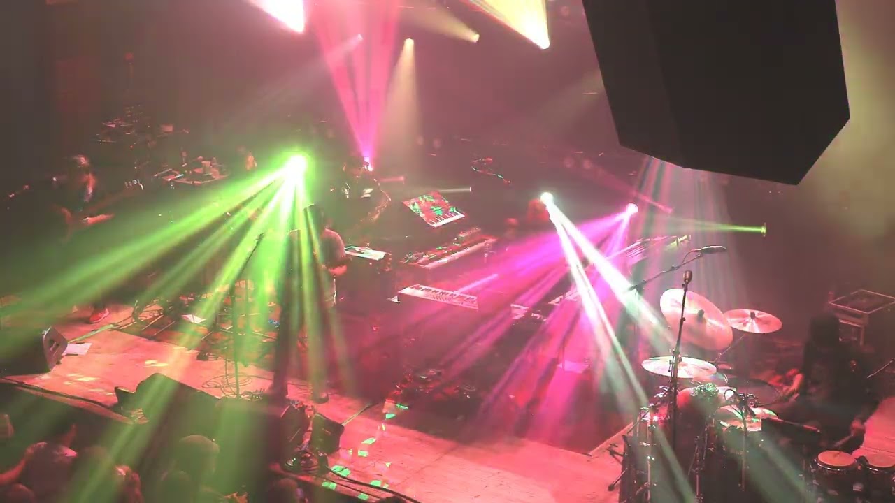 Lettuce - Let It Gogo } Outta Here (inc. Keep That Funk Alive) 11/17/21 Indianapolis, IN @ The Vogue