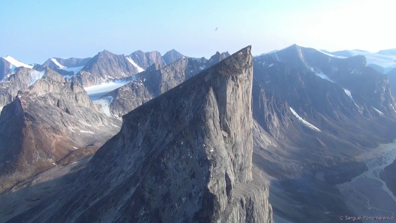 Flying over the world's highest cliff - Auyuittuq National Park