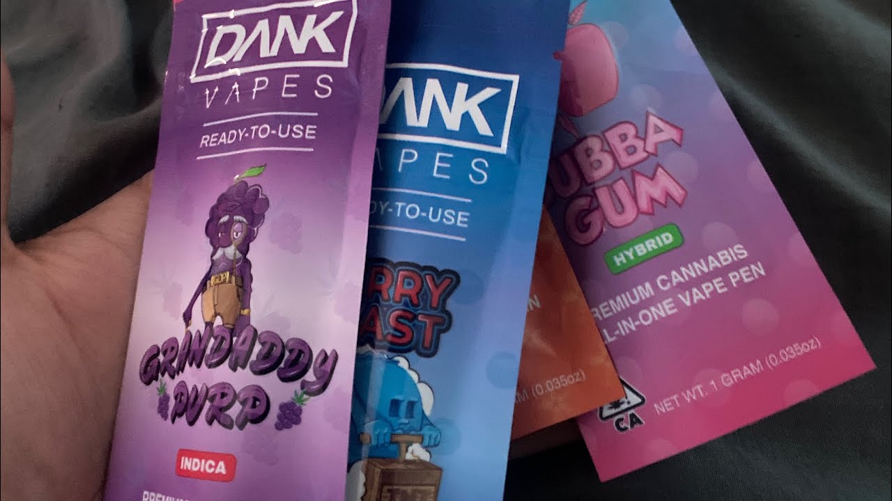 GRANDADDY PURP DANK VAPES FULL GRAM DISPOSABLE REVIEW | DANK VAPES IS GOOD? | OFF THE RADAR REVIEWS