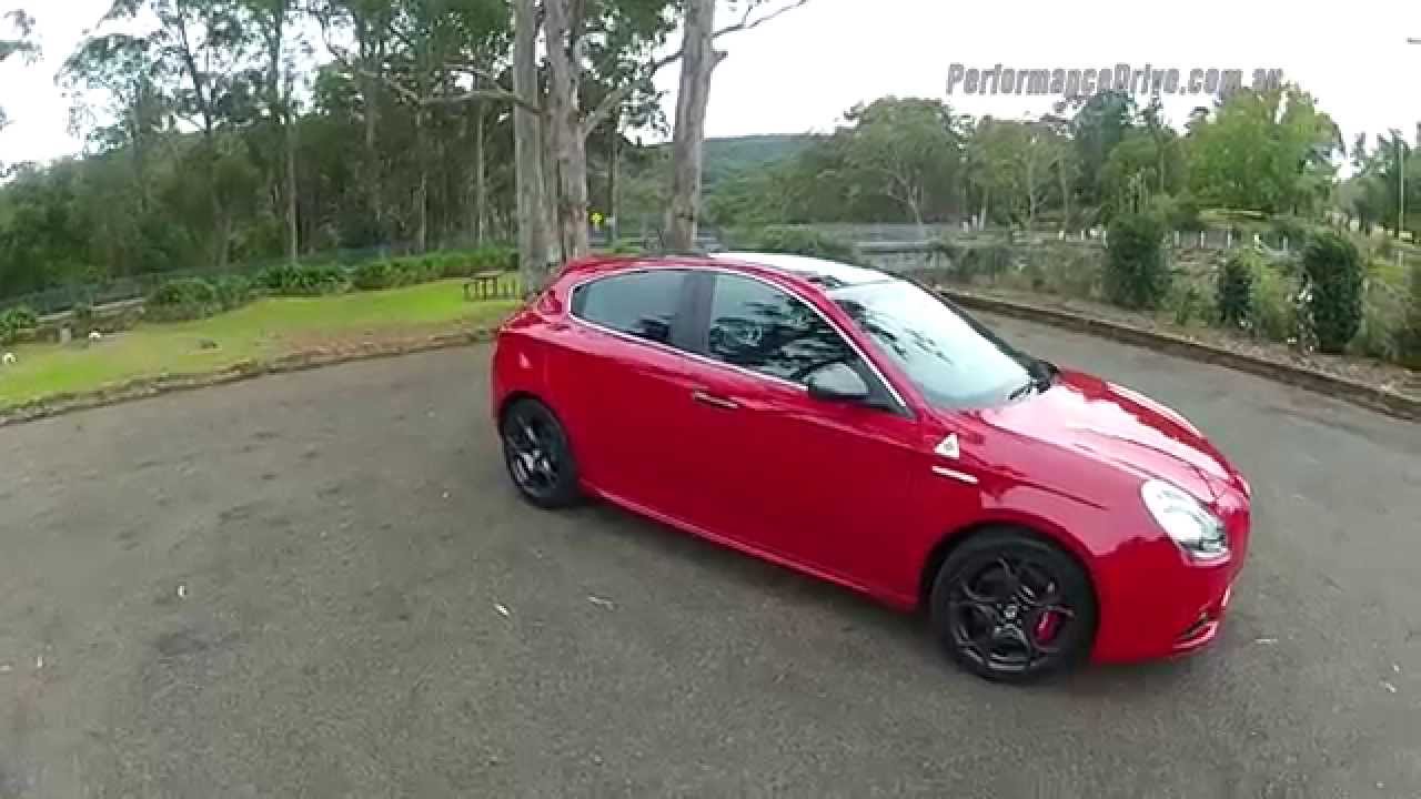 2015 Alfa Romeo Giulietta QV review (POV)