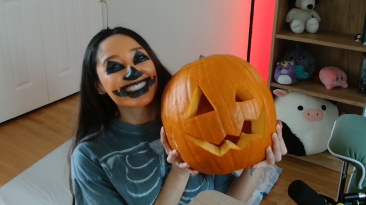 Happy Halloween! (Stardew, pumpkin carving, and more) - 10/31/25
