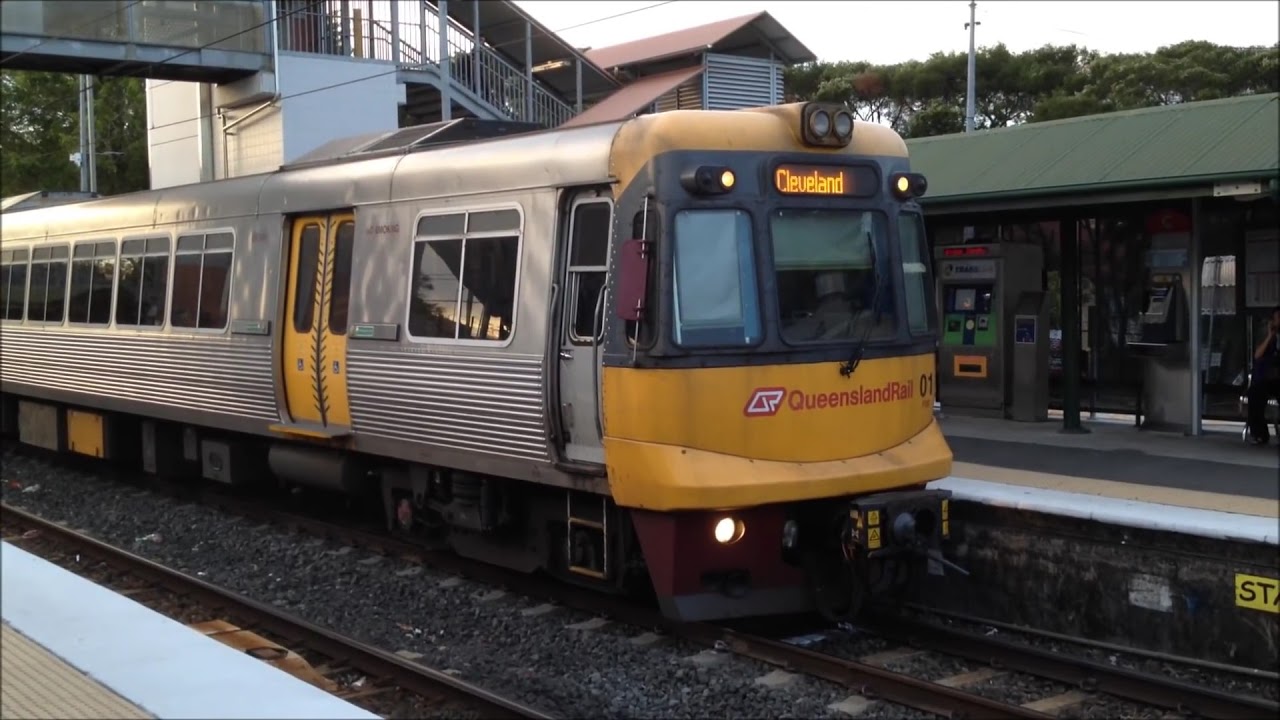 QR Citytrain EMU 01 departs Park Road