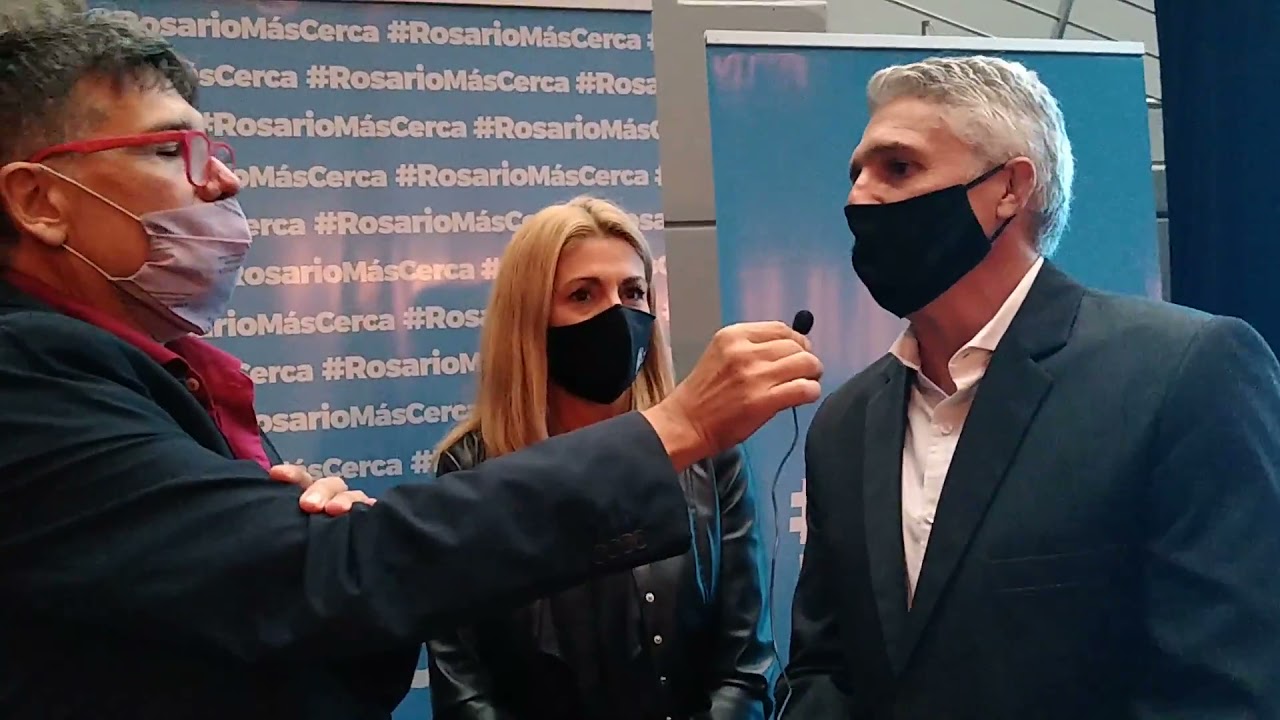 Entrevista Adri&aacute;n Ghiglione(Sec. de Dep y Tur de Rosario) y Alejandra Mattheus Ss de Tur de Rosario