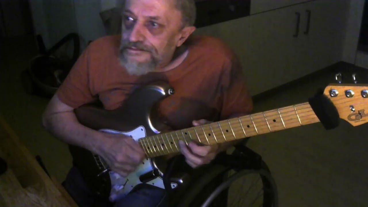 Practice Session: Paul Gilbert - I Own A Building