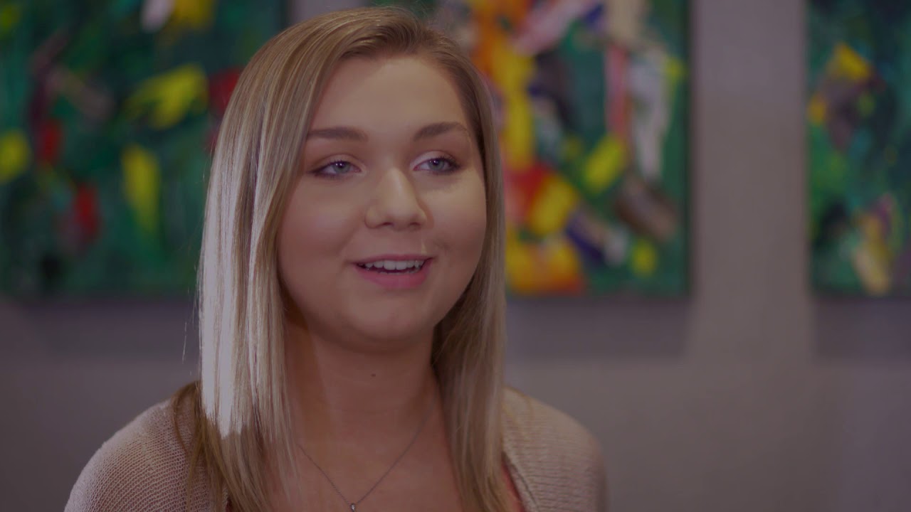 Meet Samantha: Wisdom Teeth Removal (3:25)