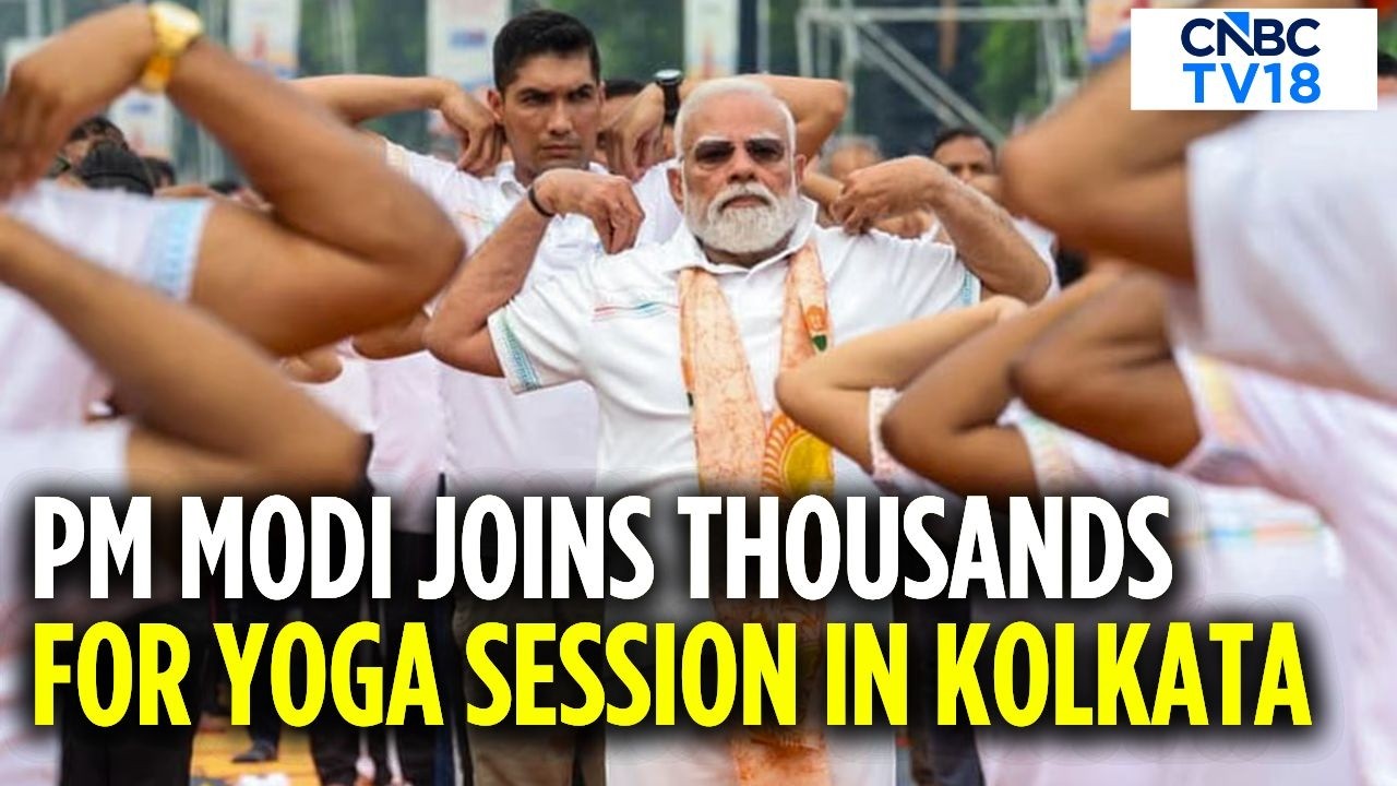 WATCH | PM Modi Leads Mass Yoga Session At Kolkata&rsquo;s Red Road | International Yoga Day | N18V