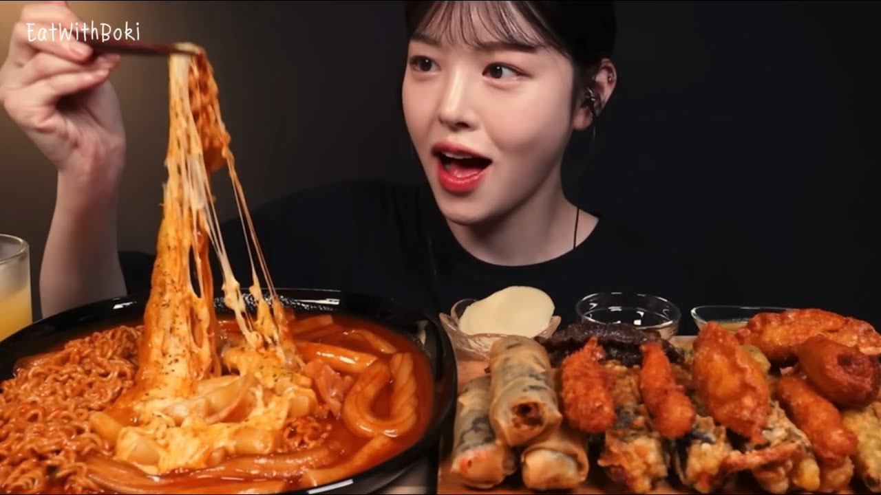 ASMR Mukbang | spicy tteokbokki, ramyeon and dumplings 🍜🥟