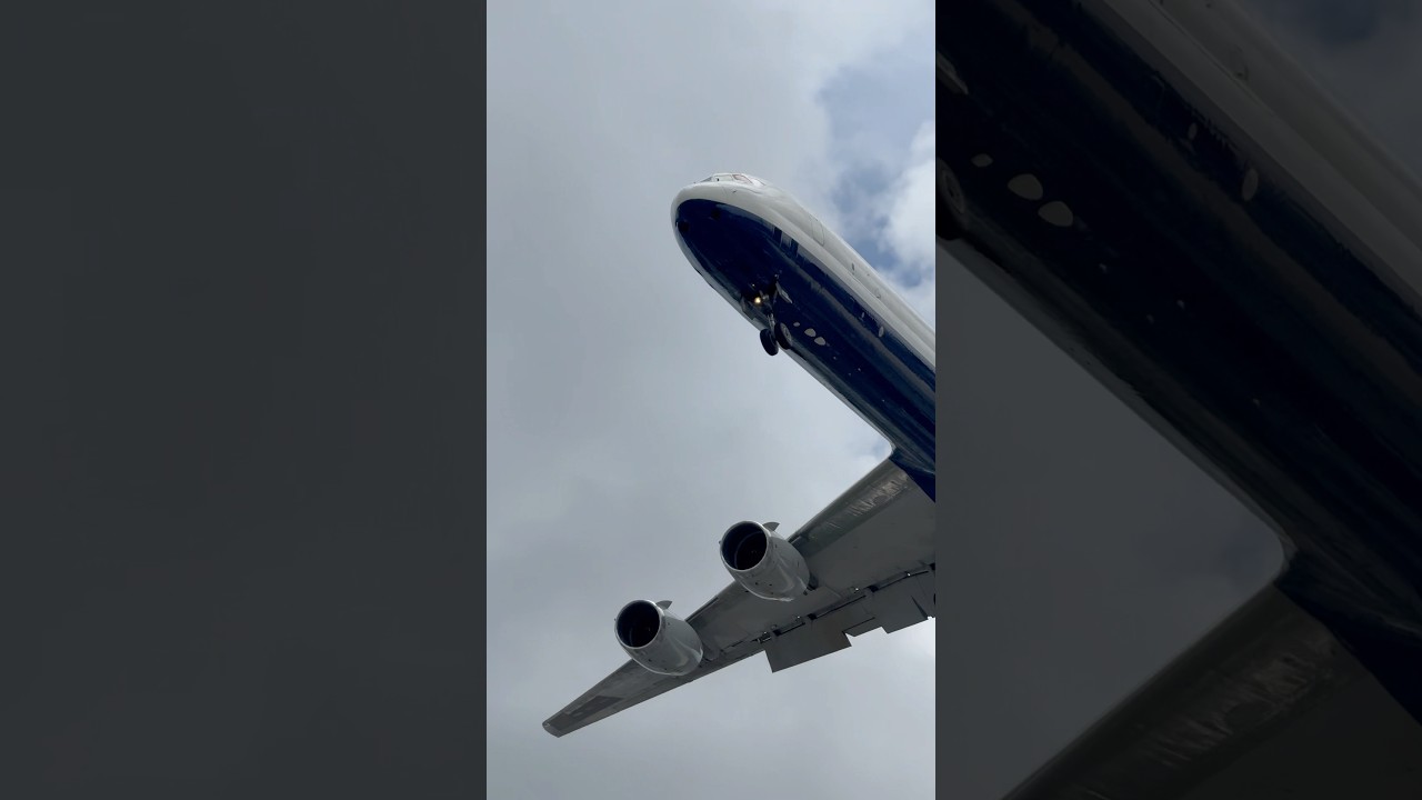 DC-8-73F landing at Miami #mcdonnelldouglas #dc8 #airplane #aviation #miamiairport
