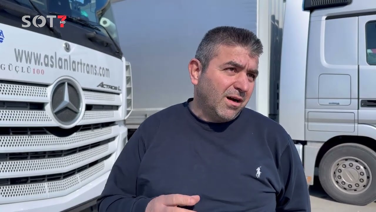 Kamionistët e huaj: Në pritje për rindërtimin e rrugës