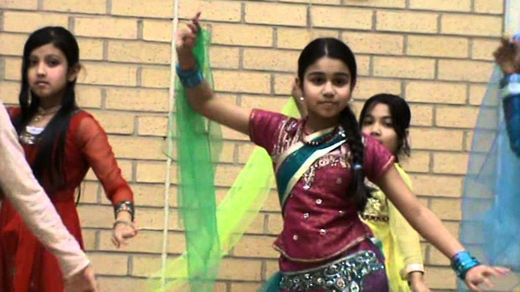 Hindi Dance 2015